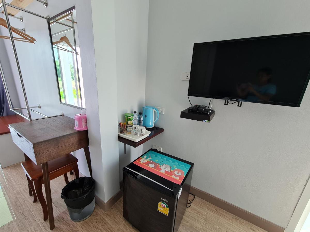 Araya Cottage Uthai Thani Extérieur photo