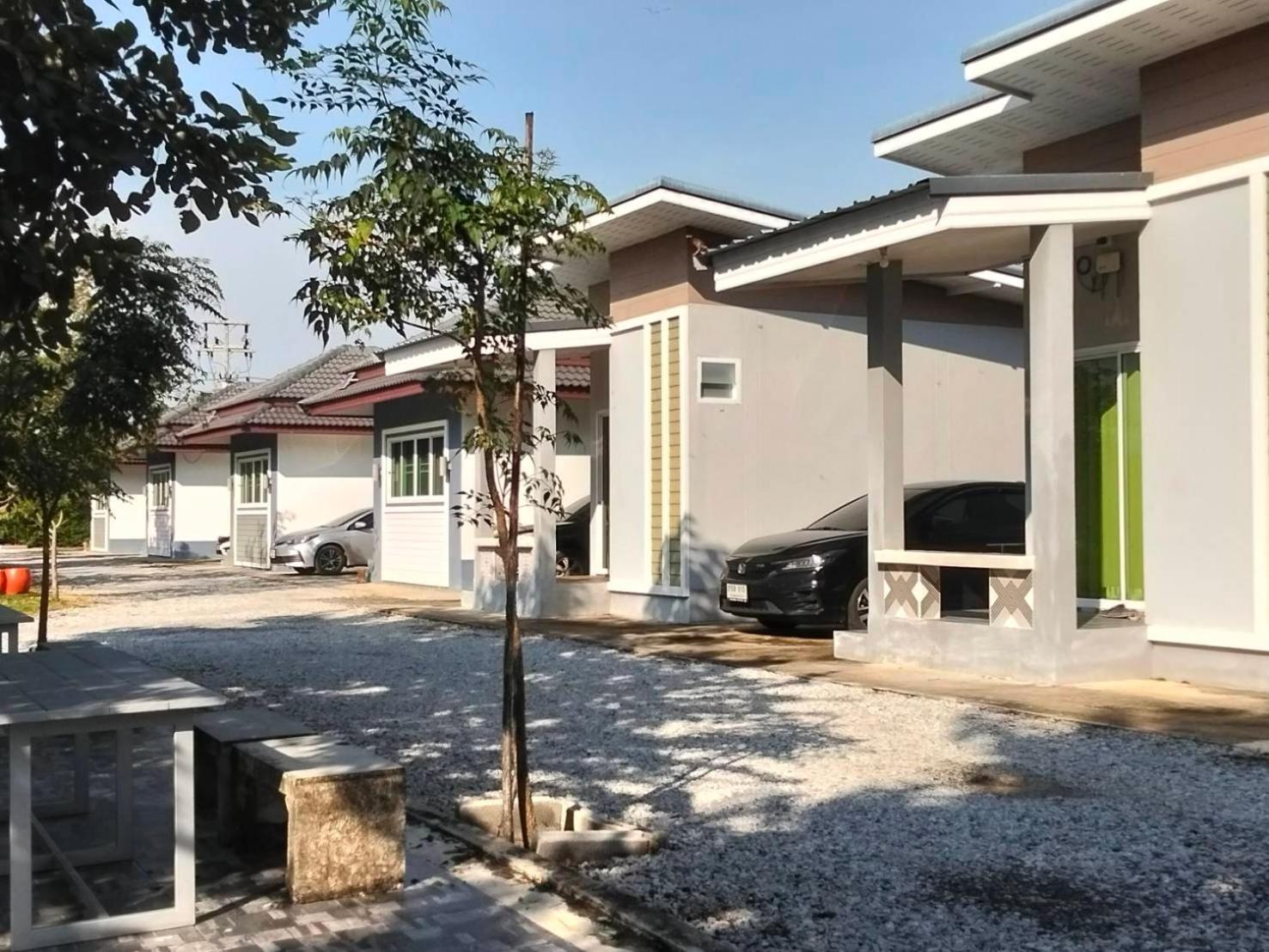Araya Cottage Uthai Thani Extérieur photo